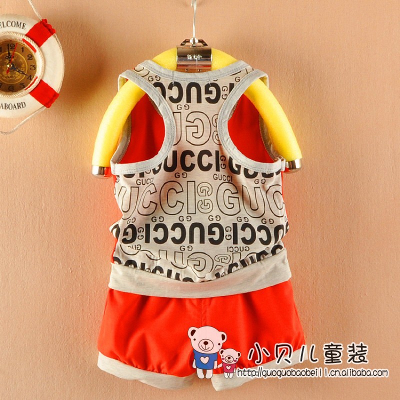 2013夏季童装批发 男童英雄人物英文背新童套