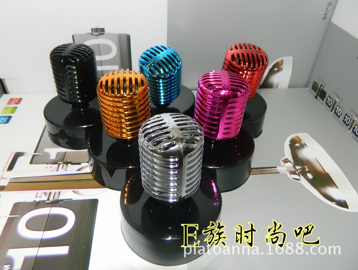 复古金属色麦克风手机充电音响 3.5mm音频插