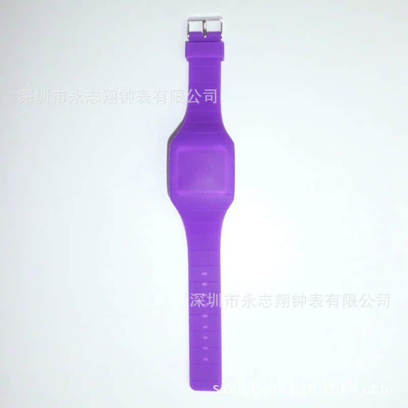 LED (43)