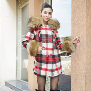 惠尔美厚实大码<em>格子</em>羊毛呢子大衣<em>外套</em>女韩版带