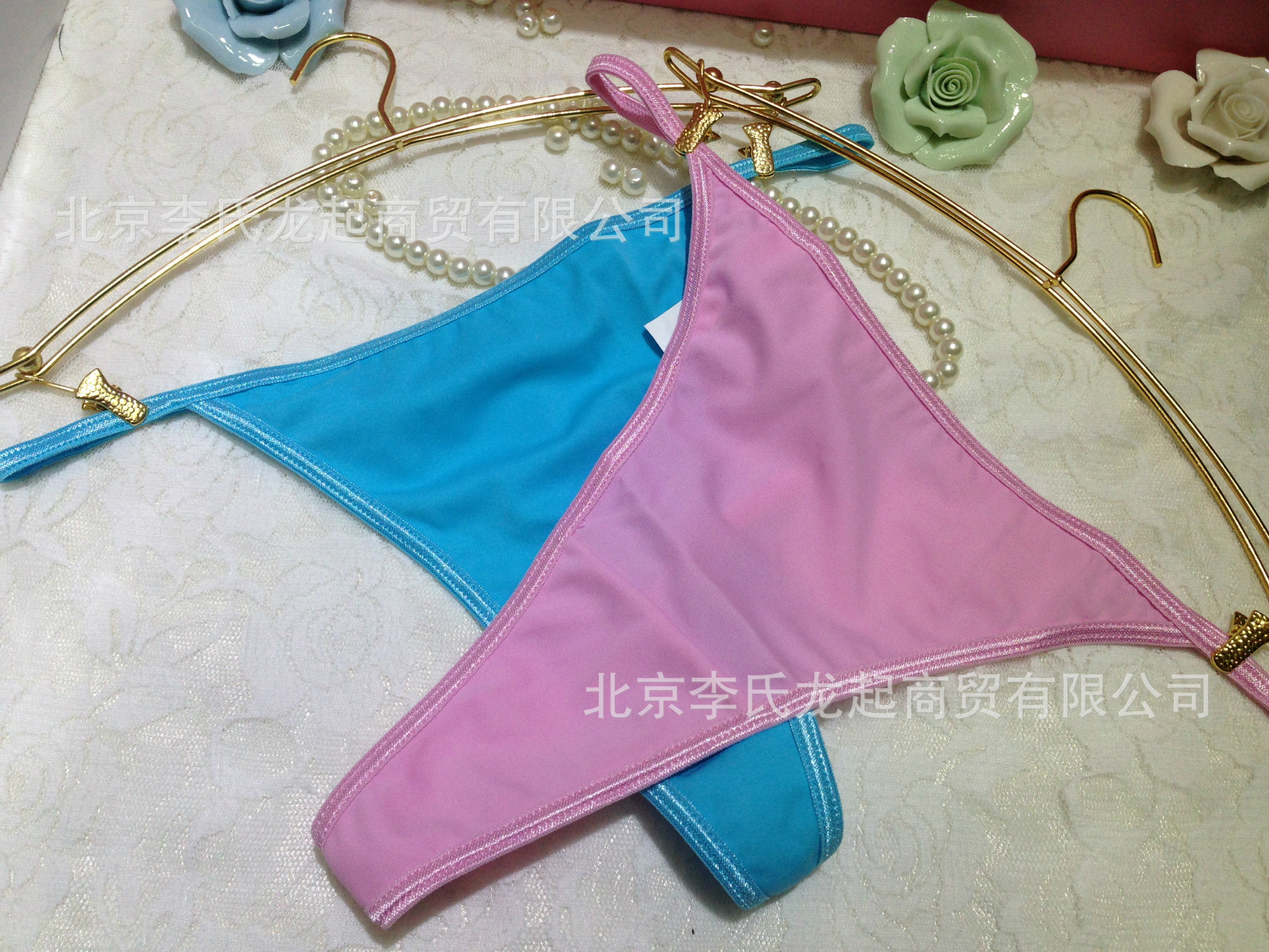 【<em>外贸尾单</em>甩批 性感丁字<em>内裤</em> 超闪钻饰细带女