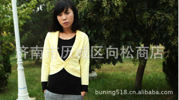 【15元清 外贸女<em>短款针织开衫</em> <em>颜色</em>艳丽 质量好