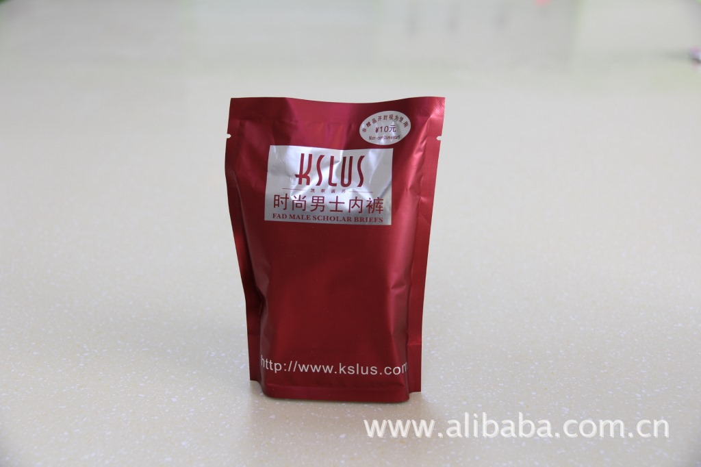 <em>男士</em>丝绸<em>短裤沙滩</em>裤平角大<em>短裤</em>大裤头休闲宽松