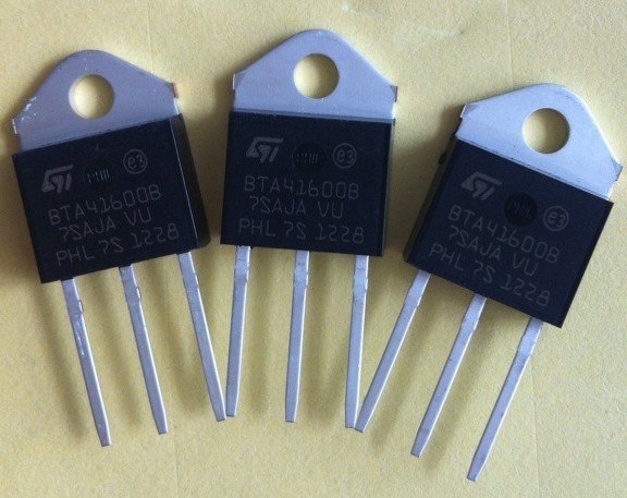 可控矽BTA41-600B DIP-3