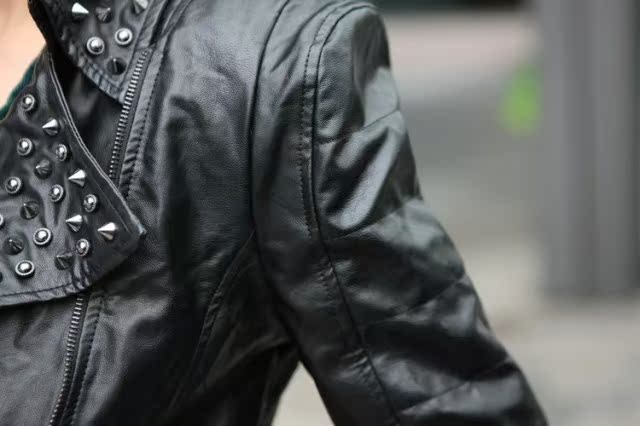 2013<em>女装</em>外套<em>春季</em>新款皮装 欧美<em>短款</em>修身 铆钉