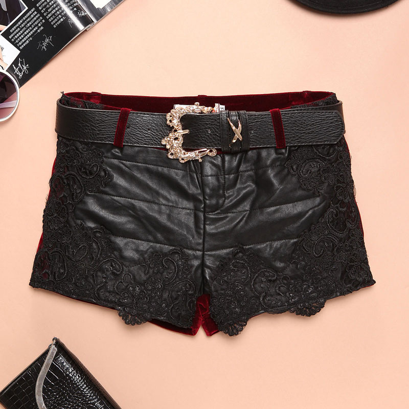 2013新款女裤休闲时尚<em>皮短裤配</em>皮腰带绣花水