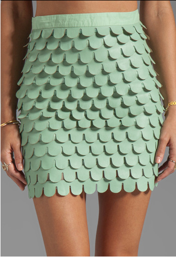 【韩国代购~【美女也烦恼】 烧花皮裙】价格,