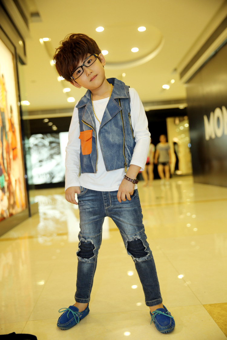 【韩版<em>男童</em>秋季新款儿童<em>童装男童牛仔</em>西装领马