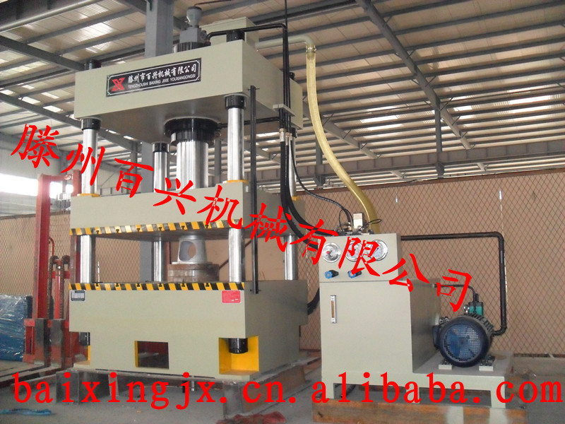 200吨锅盖机5_副本