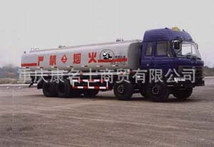 熊猫LZJ5310GHY化工液体运输车C300东风康明斯发动机