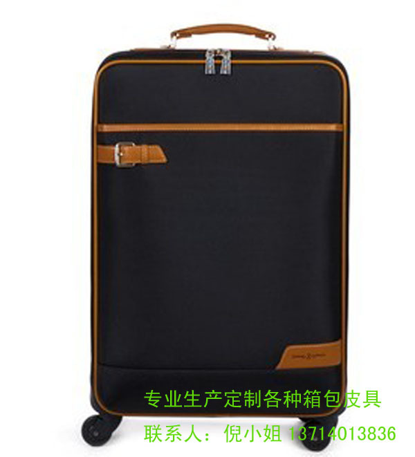 拉桿包4