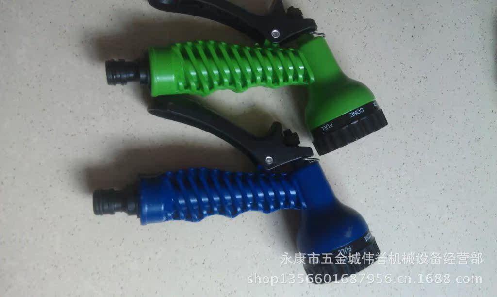 TV热卖伸缩水管