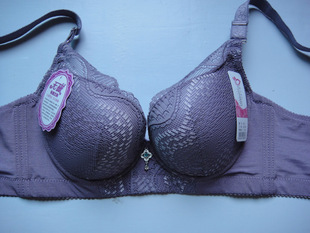 <em>文胸</em>-[无磁文胸]<em>C罩杯文胸</em> 聚拢文胸-文胸尽在