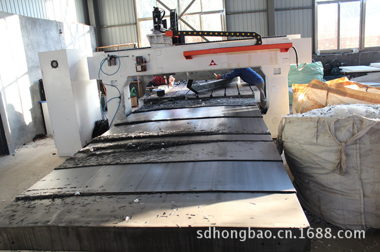 887481548_1960641600