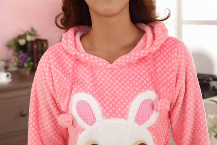 【女式<em>珊瑚绒睡衣批发</em>冬天加厚套装 秋冬款可