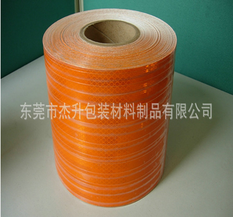 818046961_2098251606