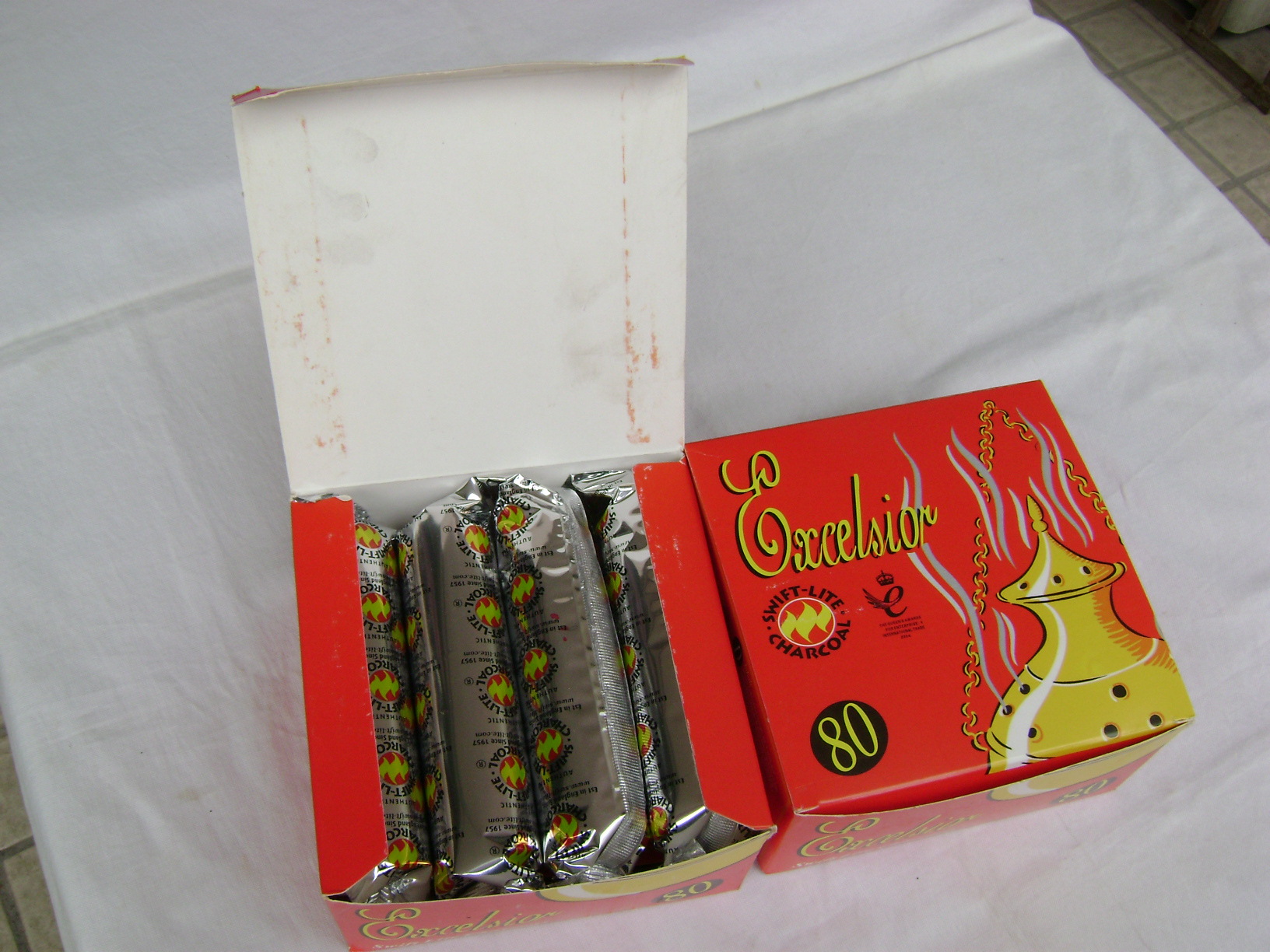 【木炭 水烟炭 机制木炭 阿尔法赫炭 阿拉伯水烟炭】价格,厂家,图片,其他烟具及用品,义乌市博超烟具商行-马可波罗网