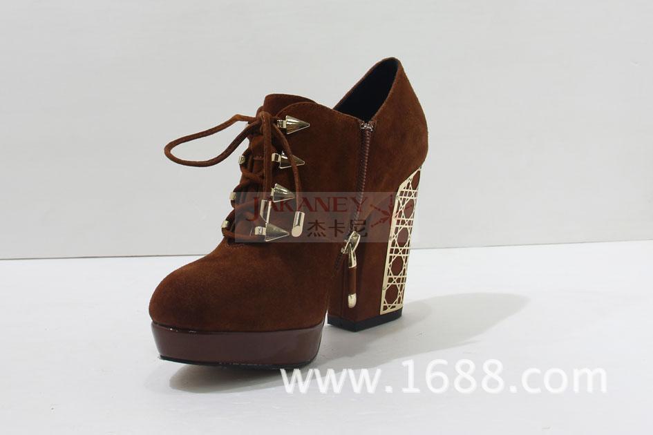 JAKANEY<em>杰卡尼</em>真皮深口单鞋枣红色高跟鞋休