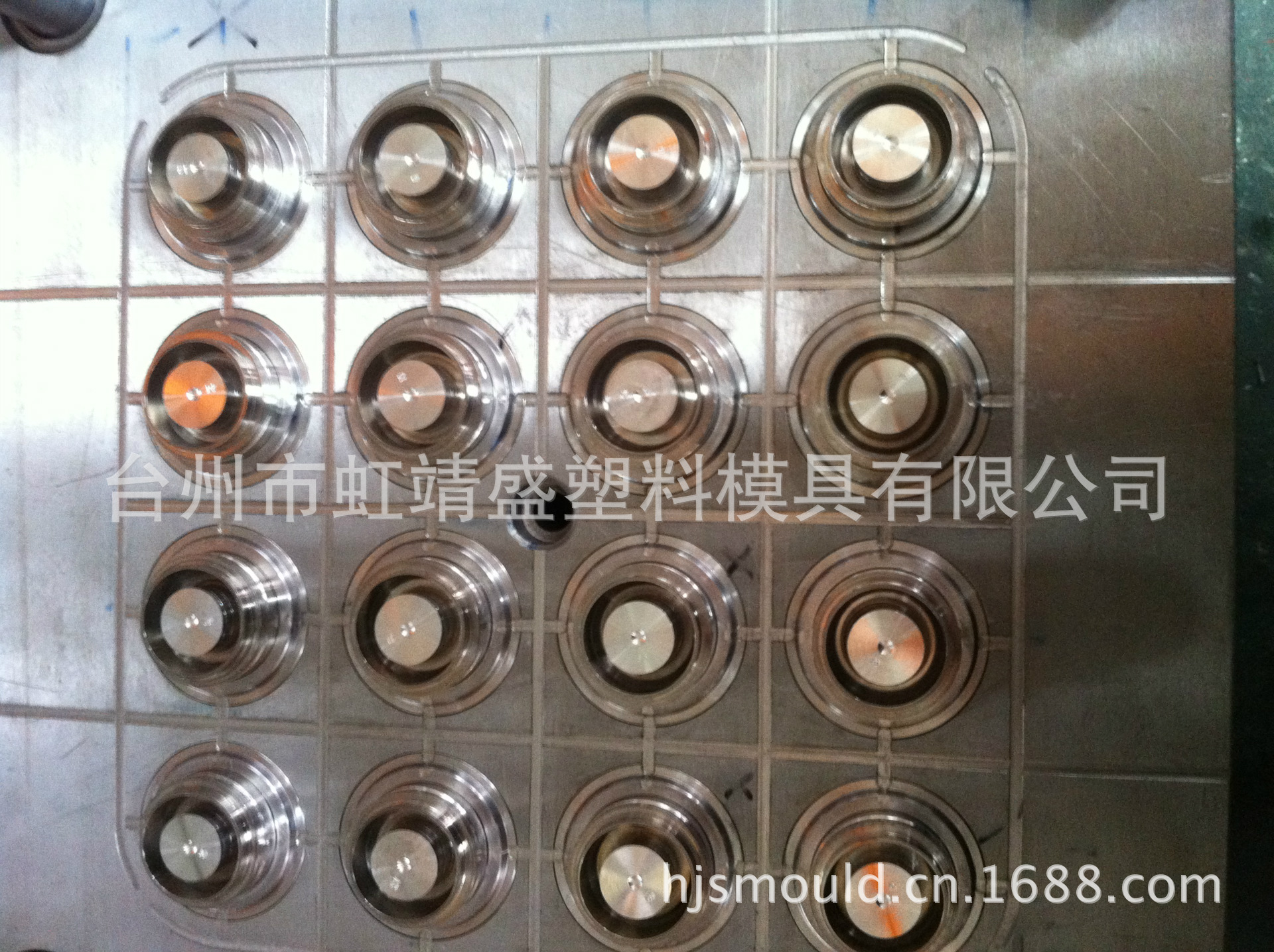16腔瓶盖模具