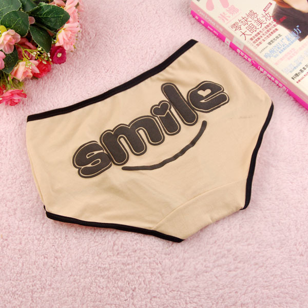 新款大版可爱少女纯棉<em>内裤 英文</em>字母内裤日韩