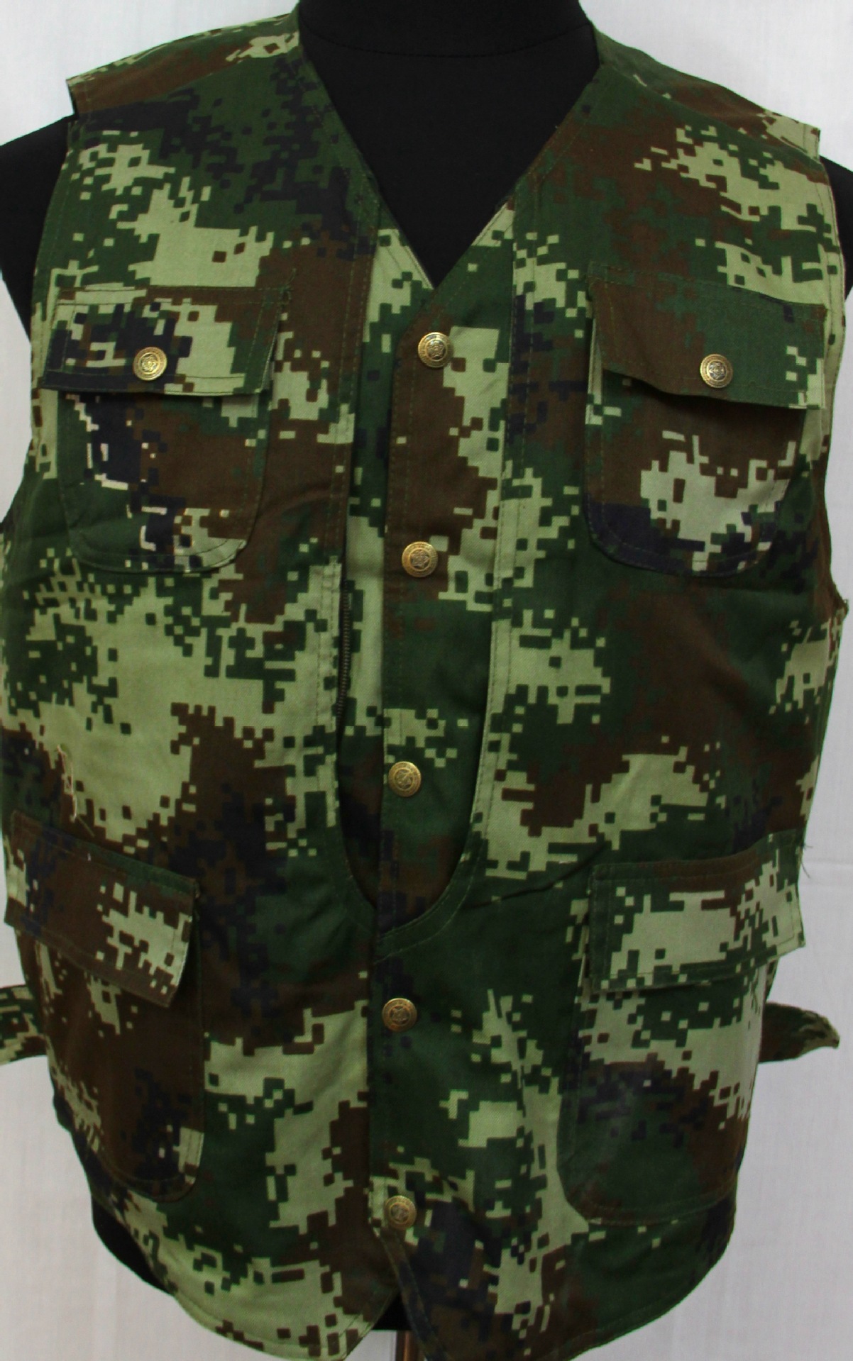 【双面<em>马甲</em> 两面穿迷彩厚<em>马甲</em> 多功能<em>马甲</em> 户外