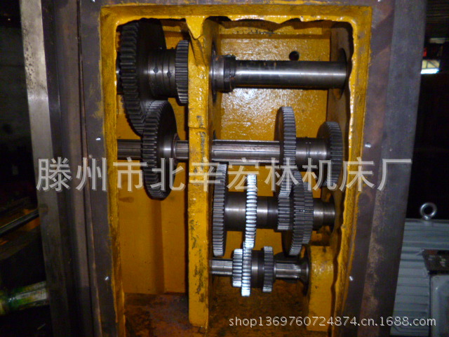 6036铣床齿轮箱实拍图