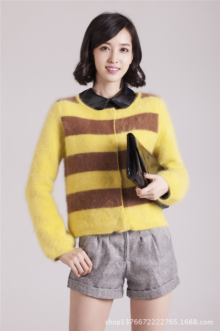 2013<em>女式新款上市</em> 韩版<em>女式开衫</em>条纹修身纯貂