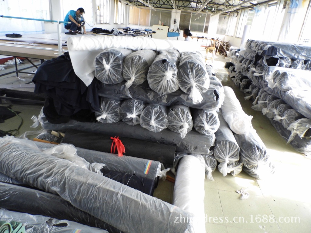 2013<em>秋冬季</em>棉<em>马甲</em>外套加厚靓仔百搭保暖运动