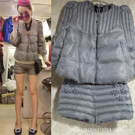 2013最<em>新款</em>立体绣花羽绒服<em>上衣</em>外套<em>短裤套装</em>