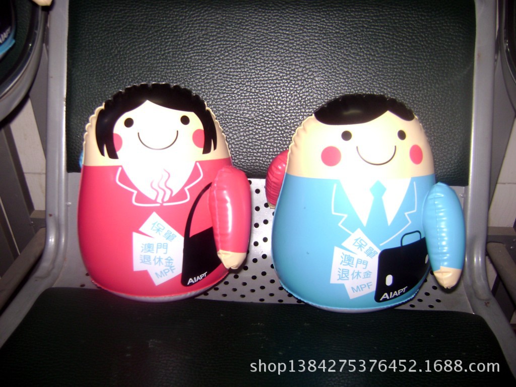 不倒翁、大教柱