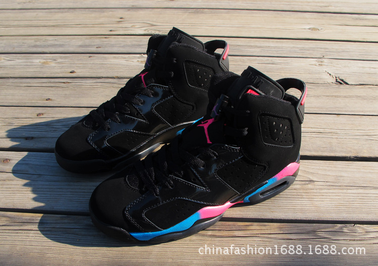 Jordan 6 女鞋 26