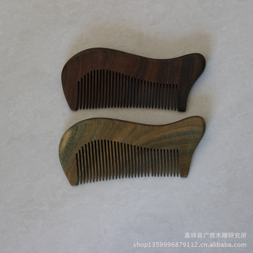 【厂家加工定做木雕工艺品 绿檀木梳子 生活用