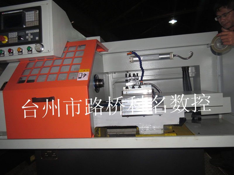 数控厂家直销 高精度CJK0640行程加长款数控机床 经济型数控车床