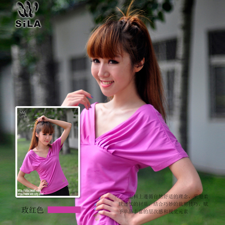 2013年<em>女款</em>V领夏季小衫T恤 <em>流行服装服饰</em> 合身