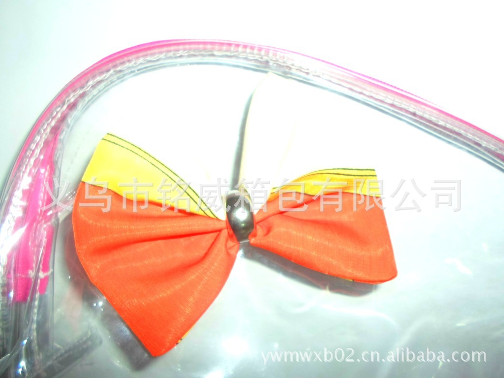 pvc蝴蝶结洗漱包