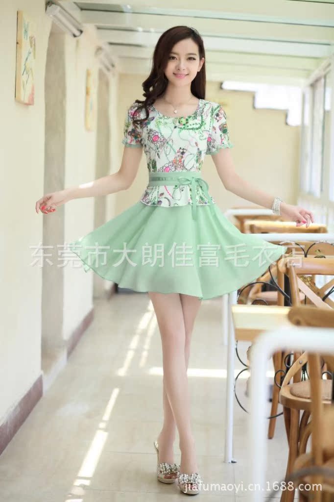 新款<em>夏装</em>系带收腰裙子甜美气质<em>淑女</em>装雪纺<em>连衣</em>