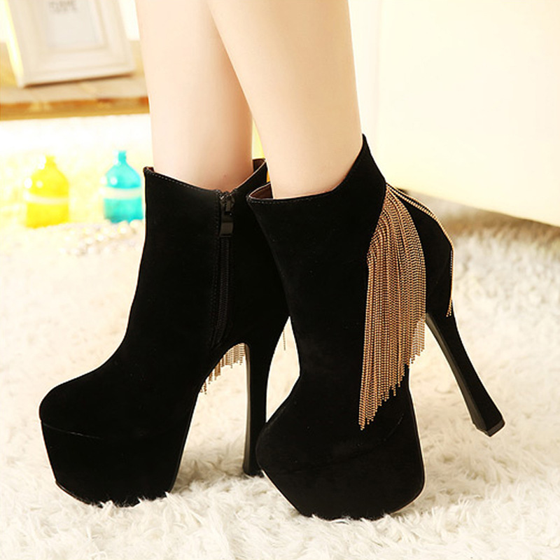 <em>女鞋批发</em> <em>一件</em>代发 欧美时尚个性流苏15cm内增