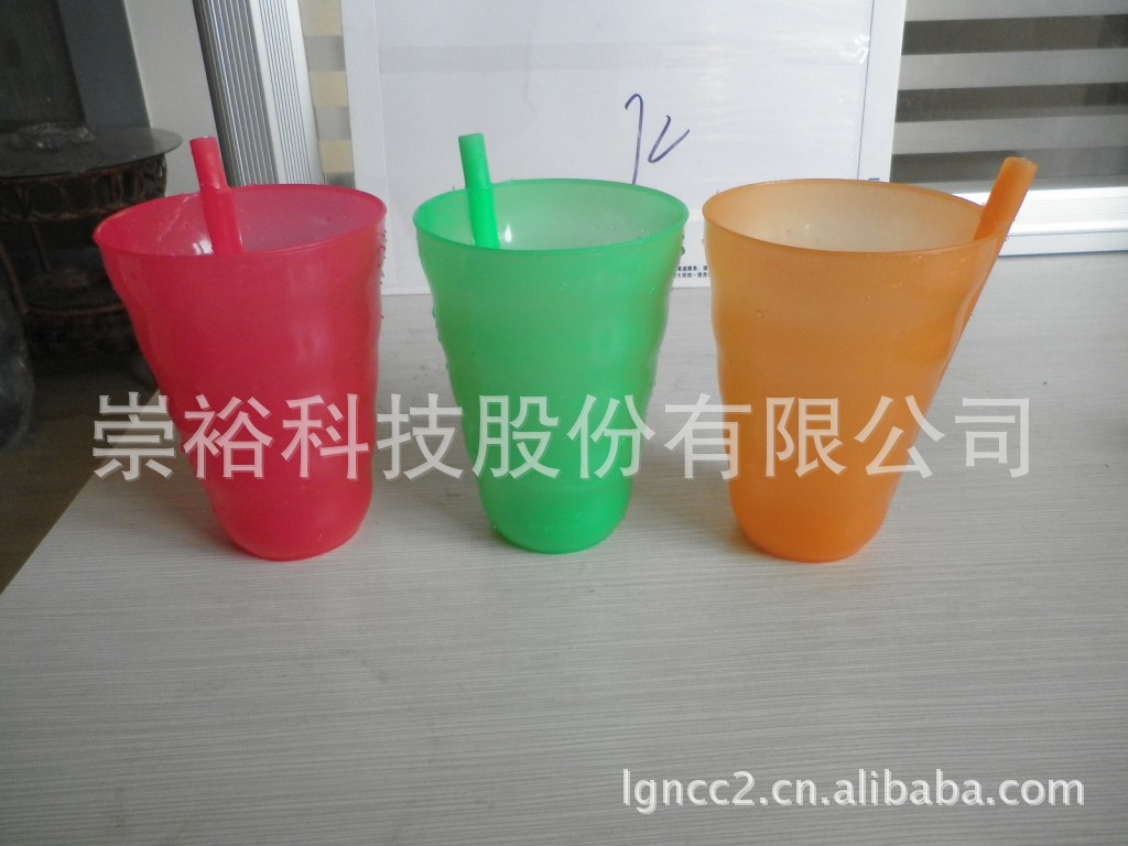 PC140523