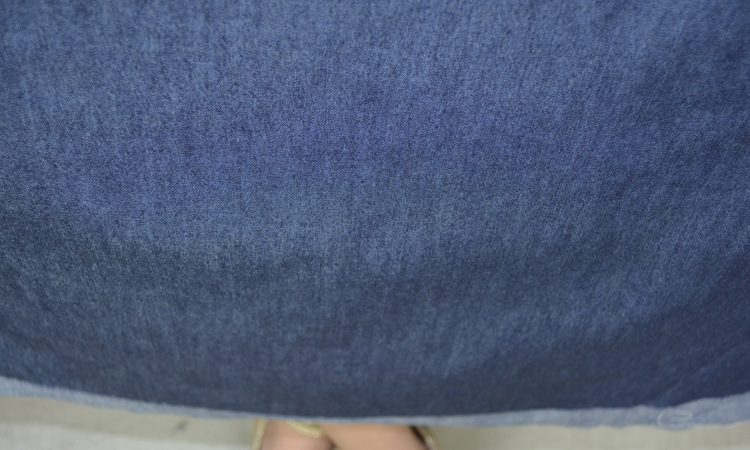 现货32*32全棉牛仔布男裤料牛仔布男裤面料4.5oz斜纹薄牛仔布