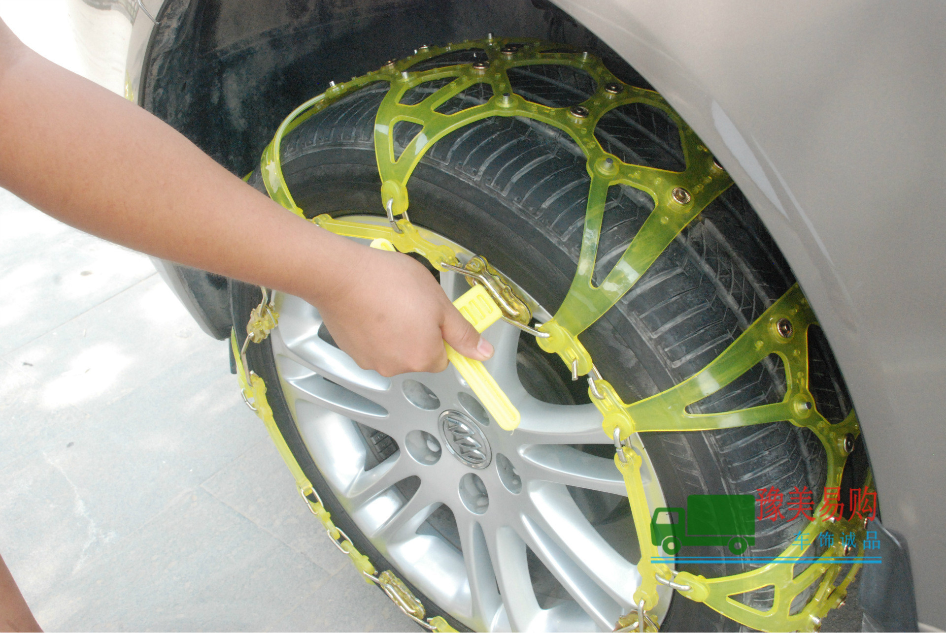 【汽车防滑链 加厚进口牛筋钢碗防滑链 四排钢