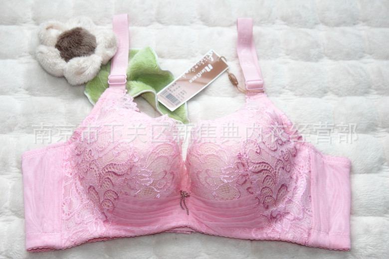 【时尚<em>微调型</em>性感内衣,品牌<em>文胸</em>批发,爆款清仓