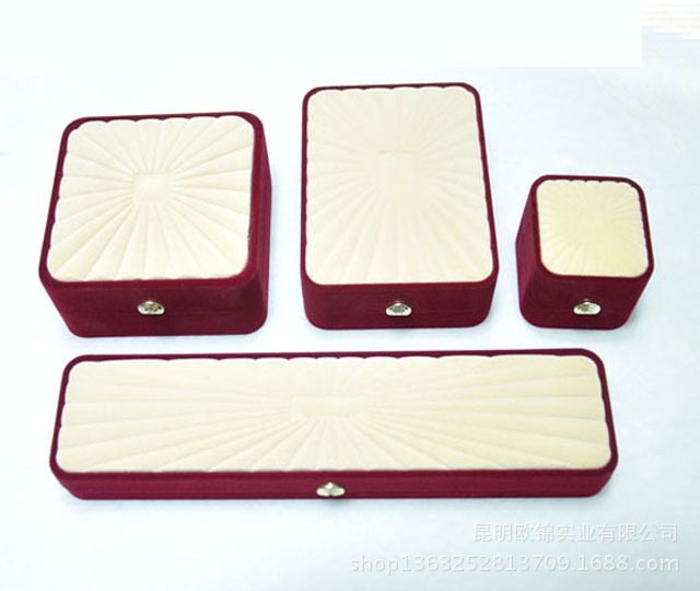 斜边花纹双色手项链盒  组合