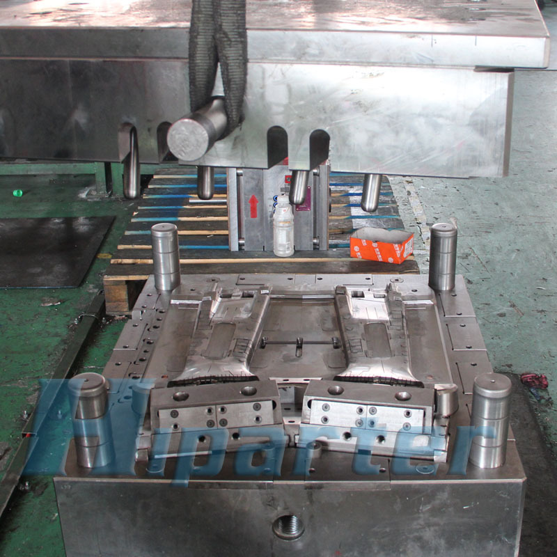 柱塑料模具图片,汽车立柱塑料模具图片大全,青