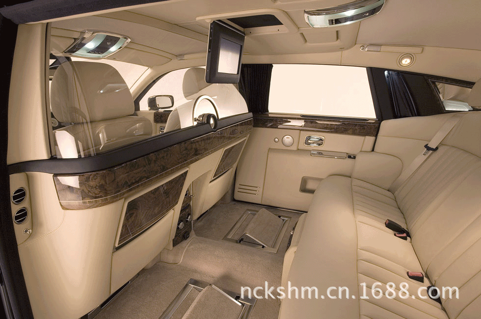 rolls-royce-phantom-luxury-car