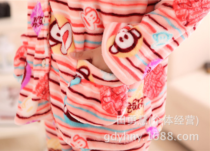 厂家直销 冬季<em>新款</em>女装长袖<em>睡衣</em> 水貂<em>绒料</em>加厚