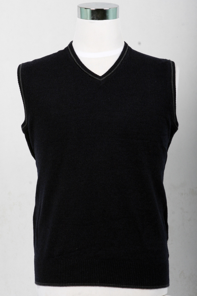 【韩版秋冬男士<em>毛衣男背心</em>加绒男士<em>针织衫</em>库存