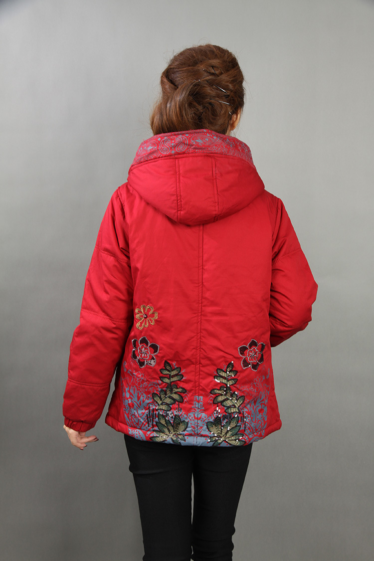 2103冬季女装中<em>老年女士棉服</em>大码绣花休闲中