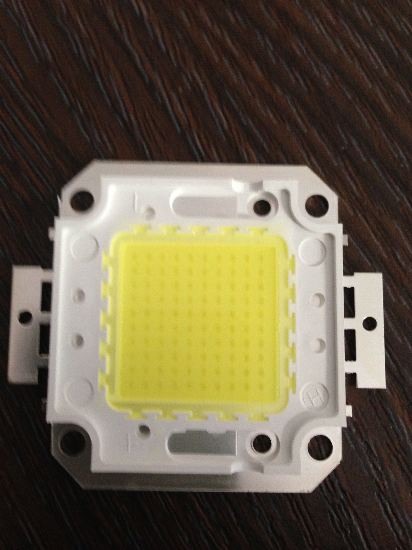 led投光灯集成,铜支架,正品led芯片30w 50w集成光源特价供应