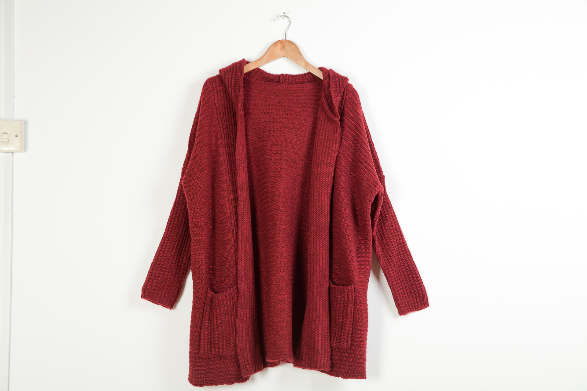 2013秋冬新款<em>毛衣</em>女装韩版<em>中长带帽</em>款<em>开衫</em>马