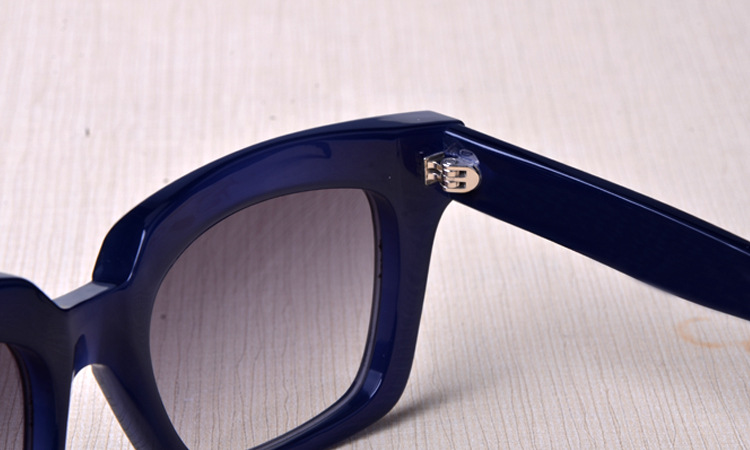 【大方框偏光太阳镜 深蓝品牌眼镜框超轻板材